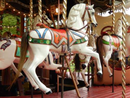Manege Wooden Horse Carousel