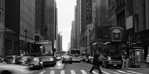 Manhattan Avenue Street Urban City Traffic Busy