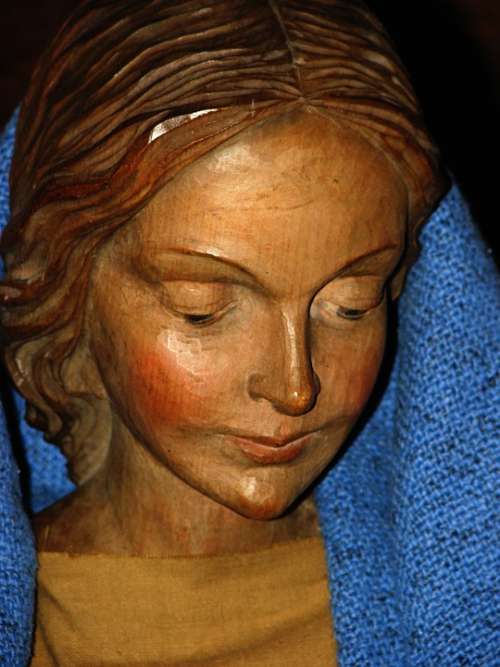 Maria Santon Wood Holy Carved Beauty Beautiful