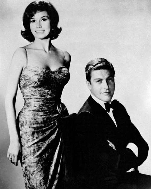 Mary Tyler Moore Dick Van Dyke Actress Actor