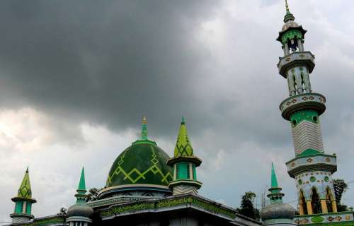 Menara Masjid Tanah Merah Bangkalan Jawa Timur