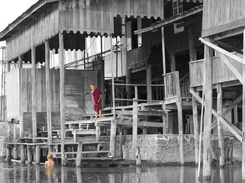 Monks Buddhism Inle Lake On Stilts Bathroom Water
