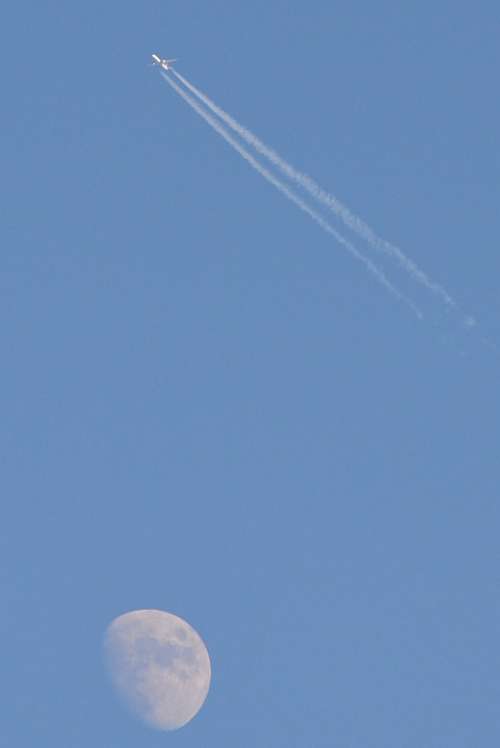 Moon Plane Air Blue