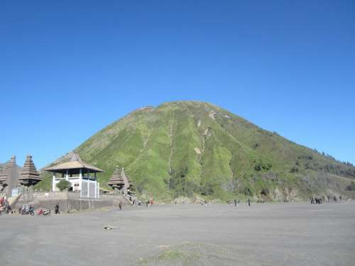 Mount Shell Bromo Pura