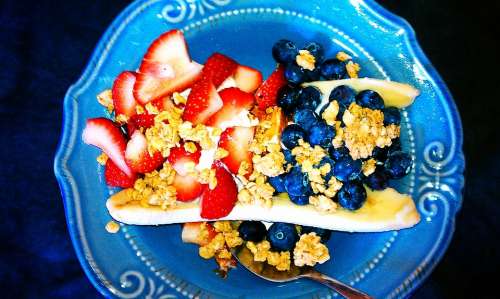 Muesli Blueberries Strawberries Food Fruit Yogurt