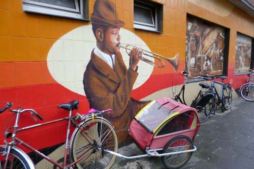 Mural Graffiti Street Art Art Trumpeter