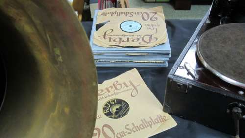 Music 1920S Gramophone Instrument Record