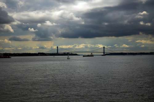 New York City Bridge River City Manhattan Ships