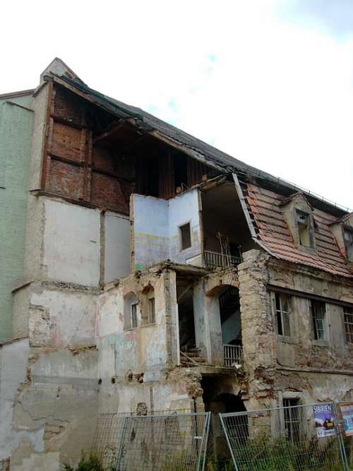 Old House Old Building Demolition Dilapidated