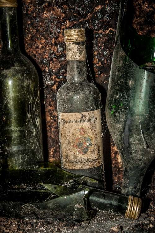 Old Wine Bottle Cellar Bottle Mold Forget