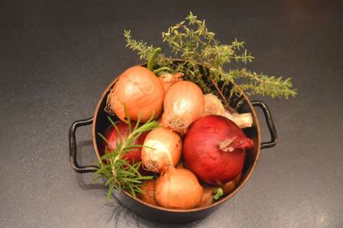 Onion Thyme Rosemary Garlic Food Wild Herbs Spice