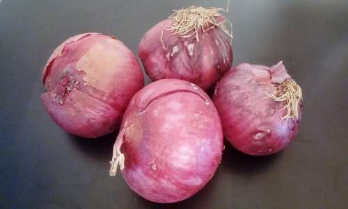 Onions Red Onions Purple Onions Vegetables Unpeeled