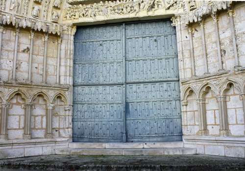 Ornate Doorway Grand Entrance Big Wooden Doors