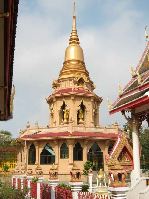 Pagoda Buddhists Thailand Bangkok Temple Gold