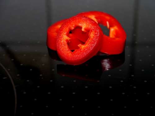 Paprika Pepperoni Red Fruity Hot Cut