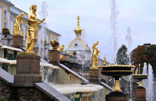 Peterhof Parks Fountains