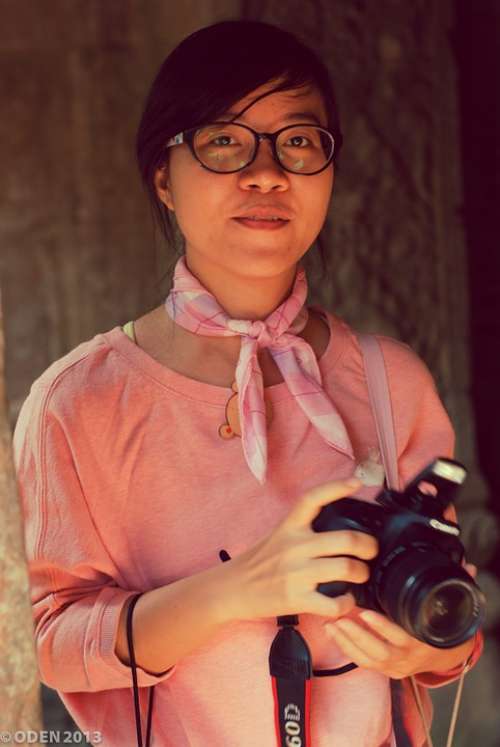 Photographer Girl Pose Posing Shot Young Camera