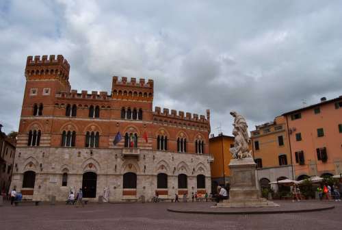 Piazza Tuscany Grosseto Middle Ages Palazzo