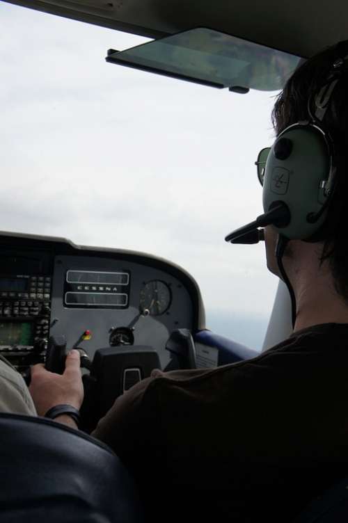 Pilot Cessna Copilot Cockpit