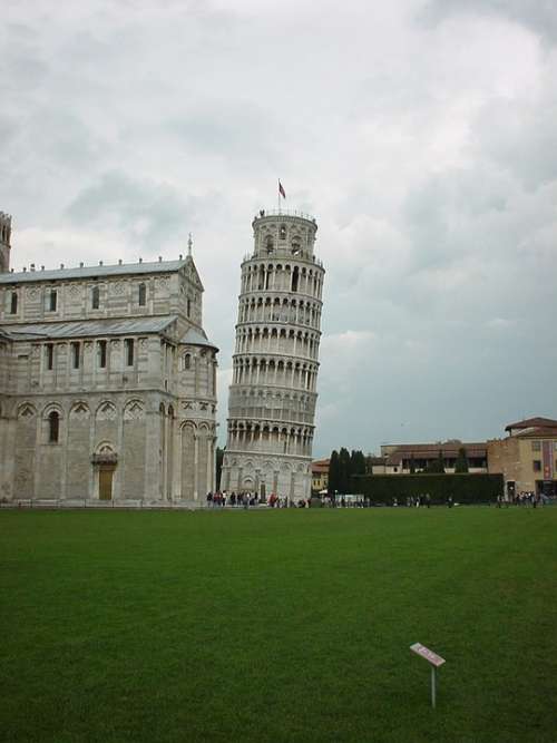Pisa Tower Crooked
