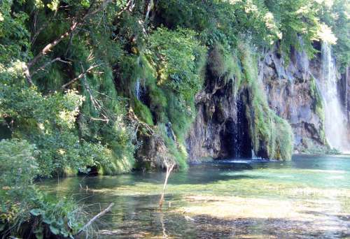 Plitvice Lakes Waterfall Lake Europe Water