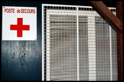 Poste De Secours First Aid Poster Health