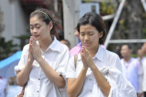 Praying Buddhists Thai Temple Buddhism Thailand