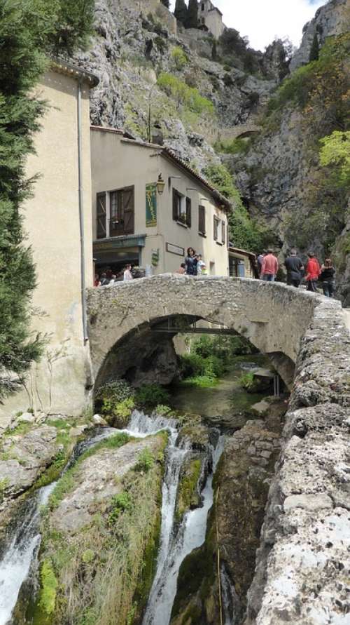 Provence Light Color Landscape Moustiers Verdon