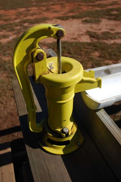 Pump Water Pumping Metal Yellow