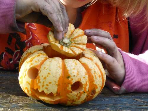 Pumpkin Tinker Children Play Halloween Girl