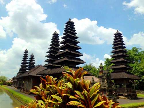 Pura Taman Ayun Bali Indonesia Culture Uniqe Art