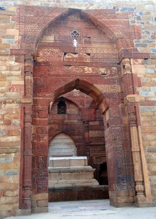 Qutab Complex Arches Islamic Monument Red Sandstone
