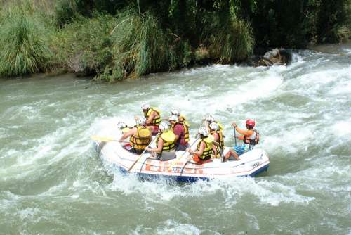 Rafting Boat Danger Decrease Fear River Water