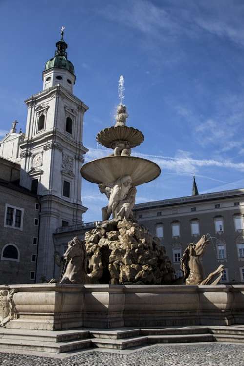 Residence Fountain Fountain Salzburg Dom