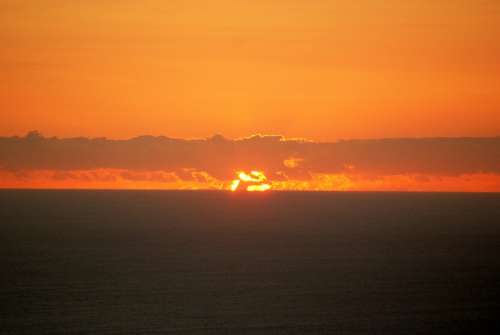 Reunion Island Sunset Evening Inflamed Sun Ocean
