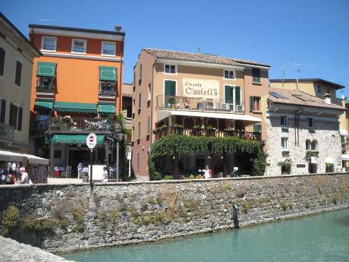 Riva Promenade Italy Garda Houses Lakeside