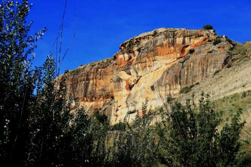 Rock Hill Rockface Sheer Orange Earthy Slope