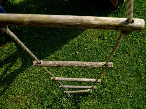 Rope Ladder Playground Head Bobble Head Climb Wood