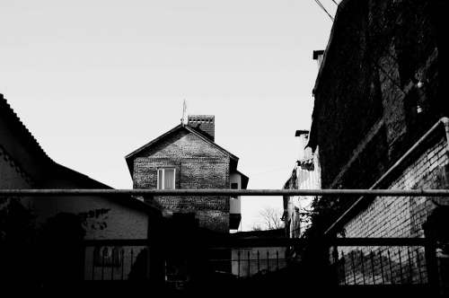 Rostov Na Donu Street House Bw