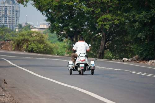 Scooter Trike India Road Traffic Vehicle Tricycle