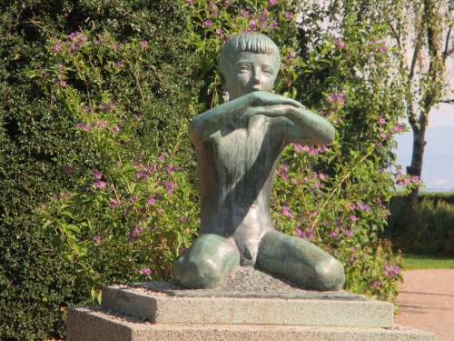 Sculpture Kneeling Boy Bronze Figure Art Form