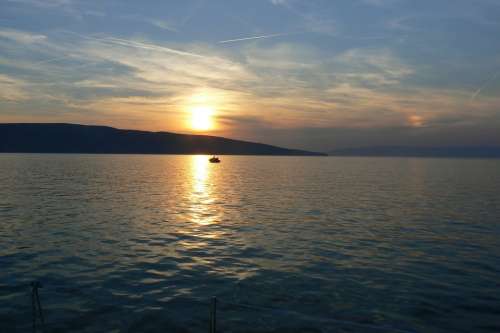 Sea Sunset Abendstimmung Mirroring Boat Lonely