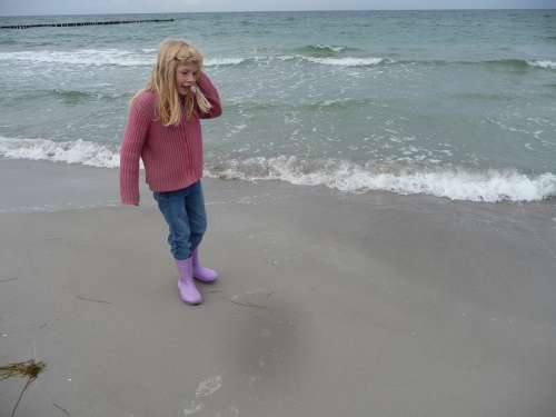 Sea Baltic Sea Girl Rubber Boots Beach Play Wind