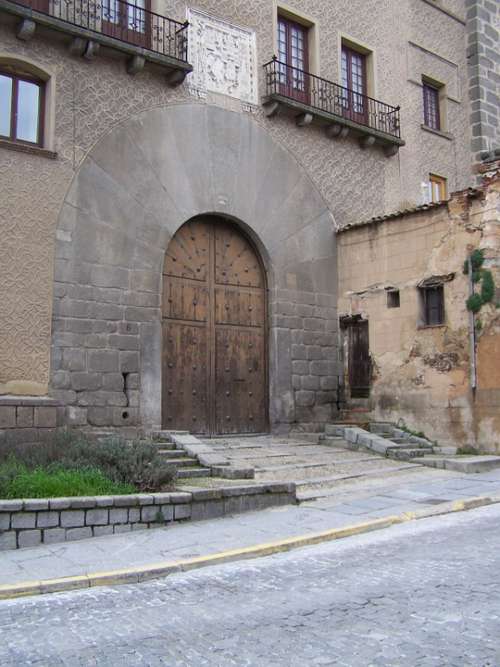 Segovia Doorway House Coat Of Arms