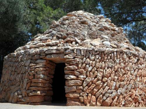 Shelter Hut Refuge Stone Wall Round Piled Up