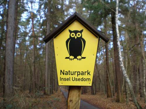 Shield Sign Nature Park Board Note