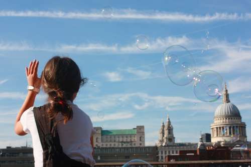 Soap Bubbles London Little Girl Game Sky Play
