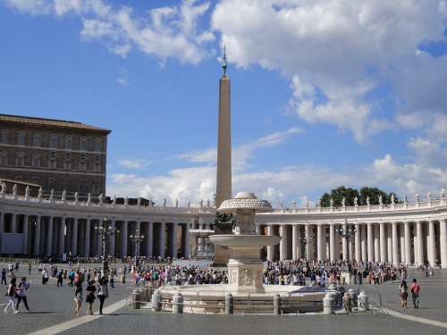 St Peter'S Square Rome Summer Italy Vatican