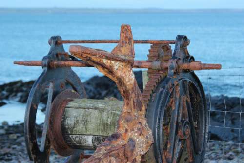 Rust Machine Rusted Old Scotland Sea Winds Gear
