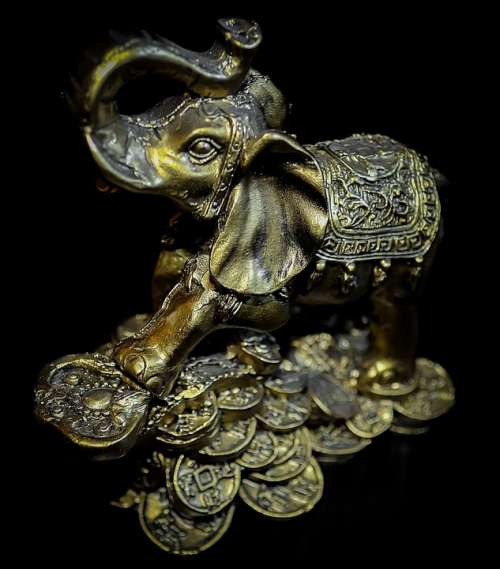 Statue Elephant Gold Figurine Isolated Decoration